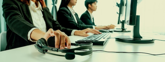 Свяжитесь с командой